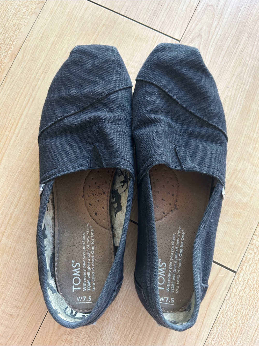 2 pairs of Alpargata Toms in Black & Navy - Picture 2 of 9